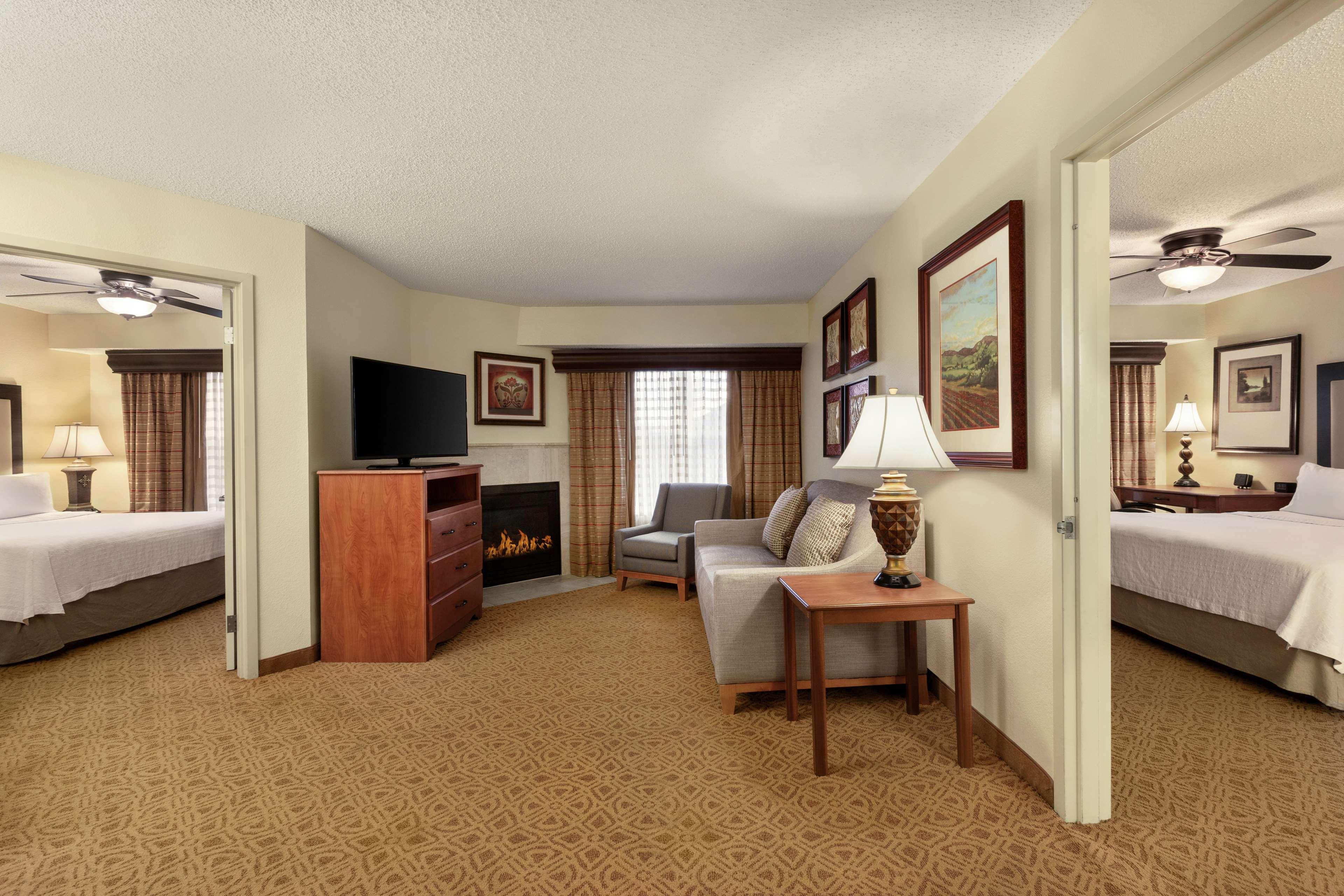 Homewood Suites By Hilton Dallas-Park Central Area Zewnętrze zdjęcie
