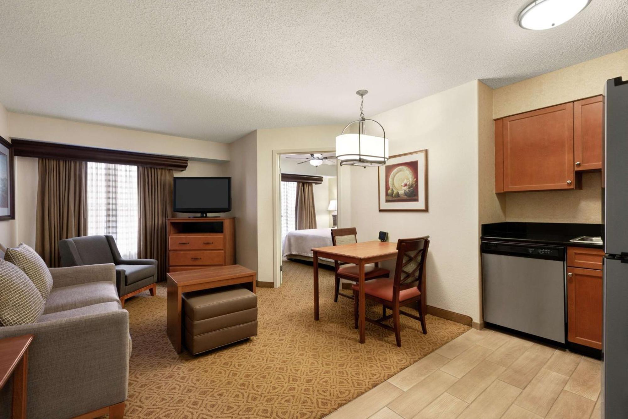Homewood Suites By Hilton Dallas-Park Central Area Zewnętrze zdjęcie