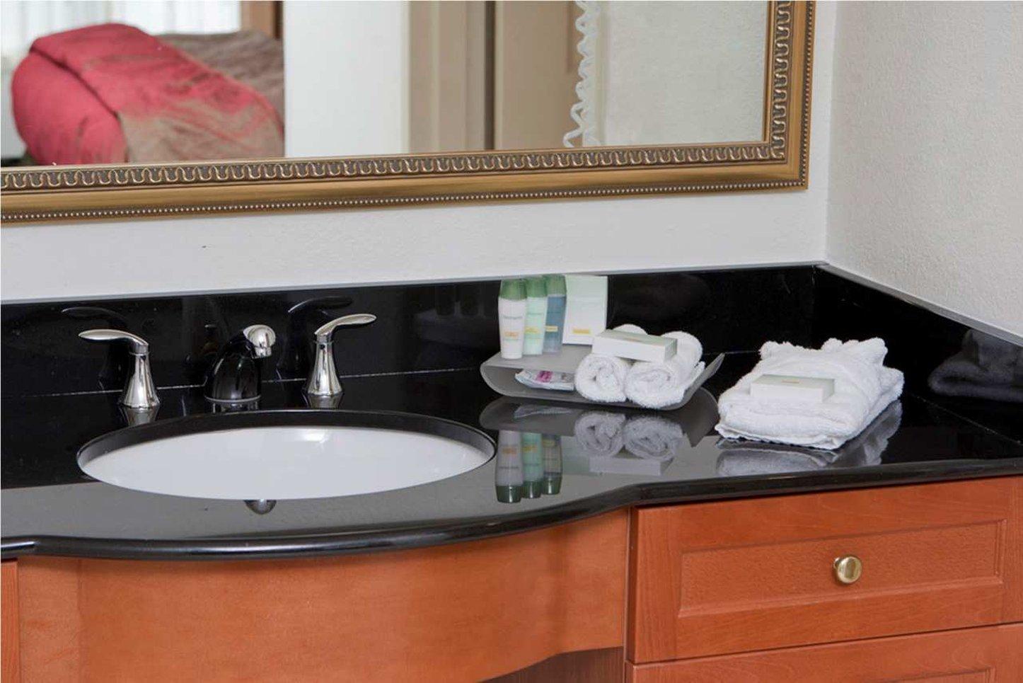 Homewood Suites By Hilton Dallas-Park Central Area Zewnętrze zdjęcie