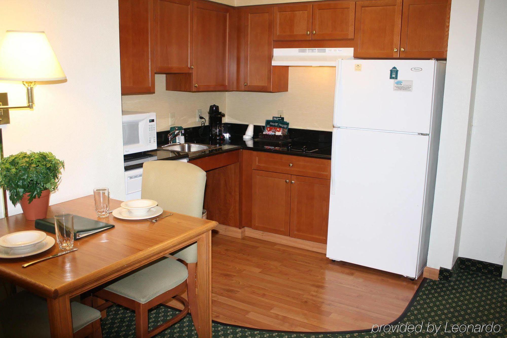 Homewood Suites By Hilton Dallas-Park Central Area Pokój zdjęcie